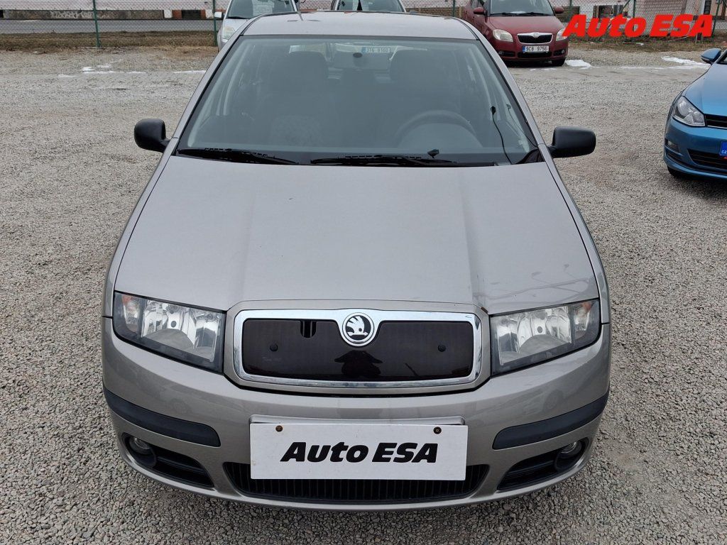 Škoda Fabia, 1.2i,AC,park.asist - fotka 2