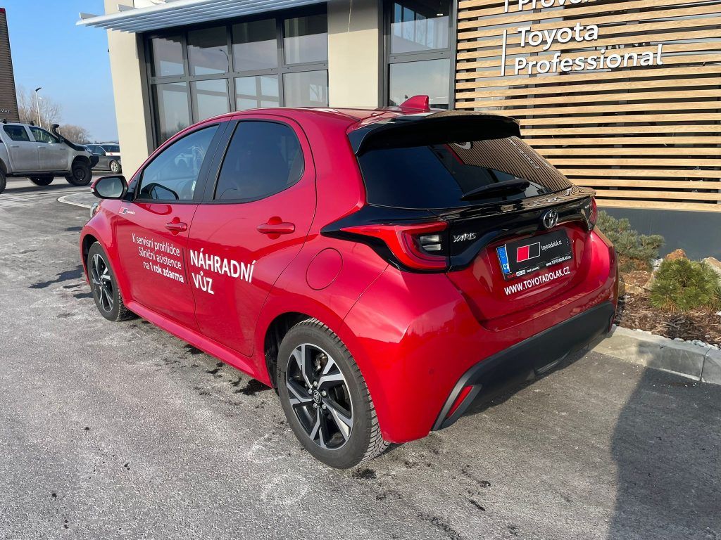 Toyota Yaris, 1.5 Hybrid 116HP Style - fotka 4