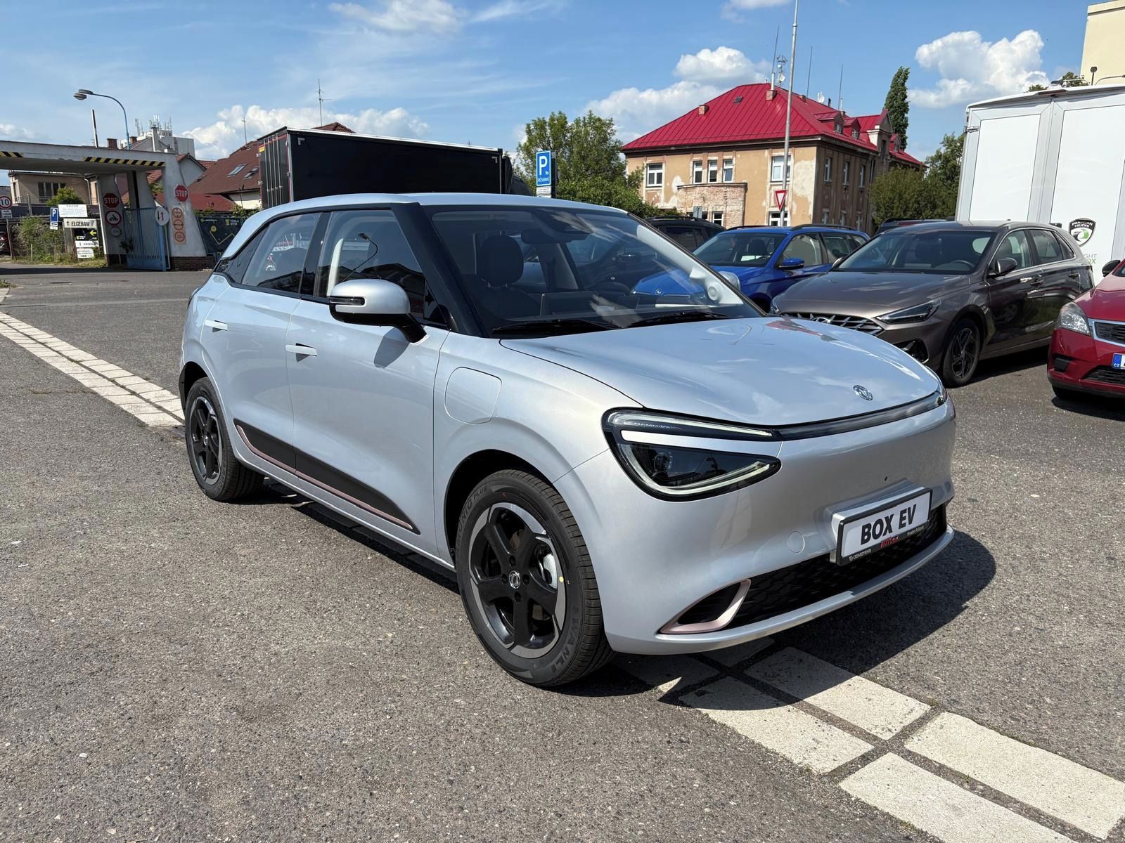 Dongfeng Box, E3 42,3kWh 70kw SILVER Edition - fotka 2
