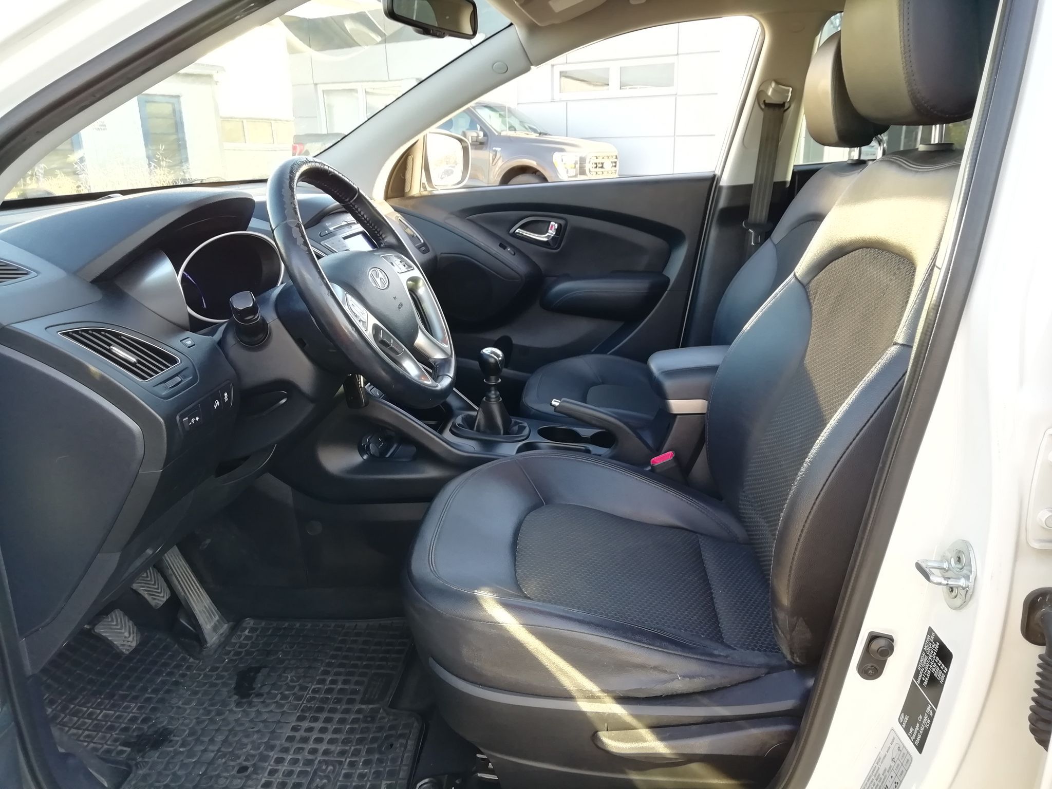 Hyundai ix35, 1,6 99 kW - fotka 4