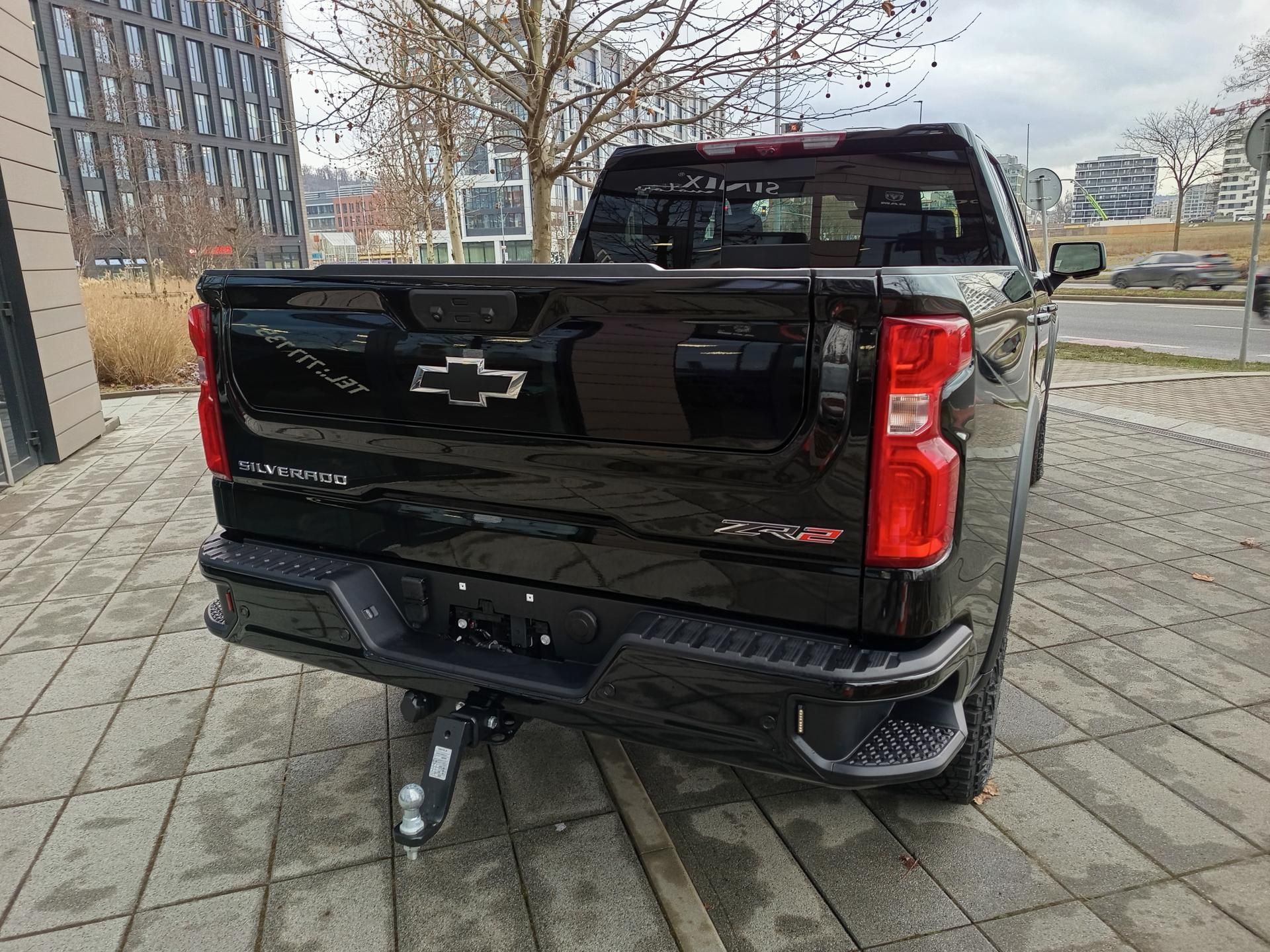 Chevrolet Silverado, ZR2, rezervováno - fotka 4