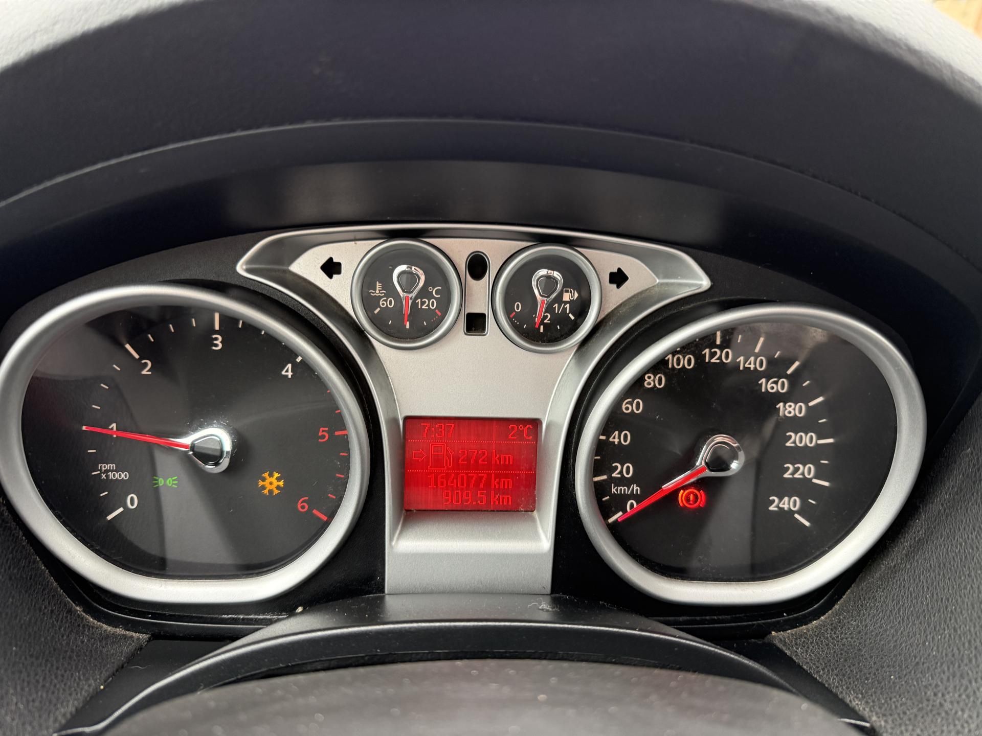 Ford C-MAX, 1.8i 92kw - fotka 2