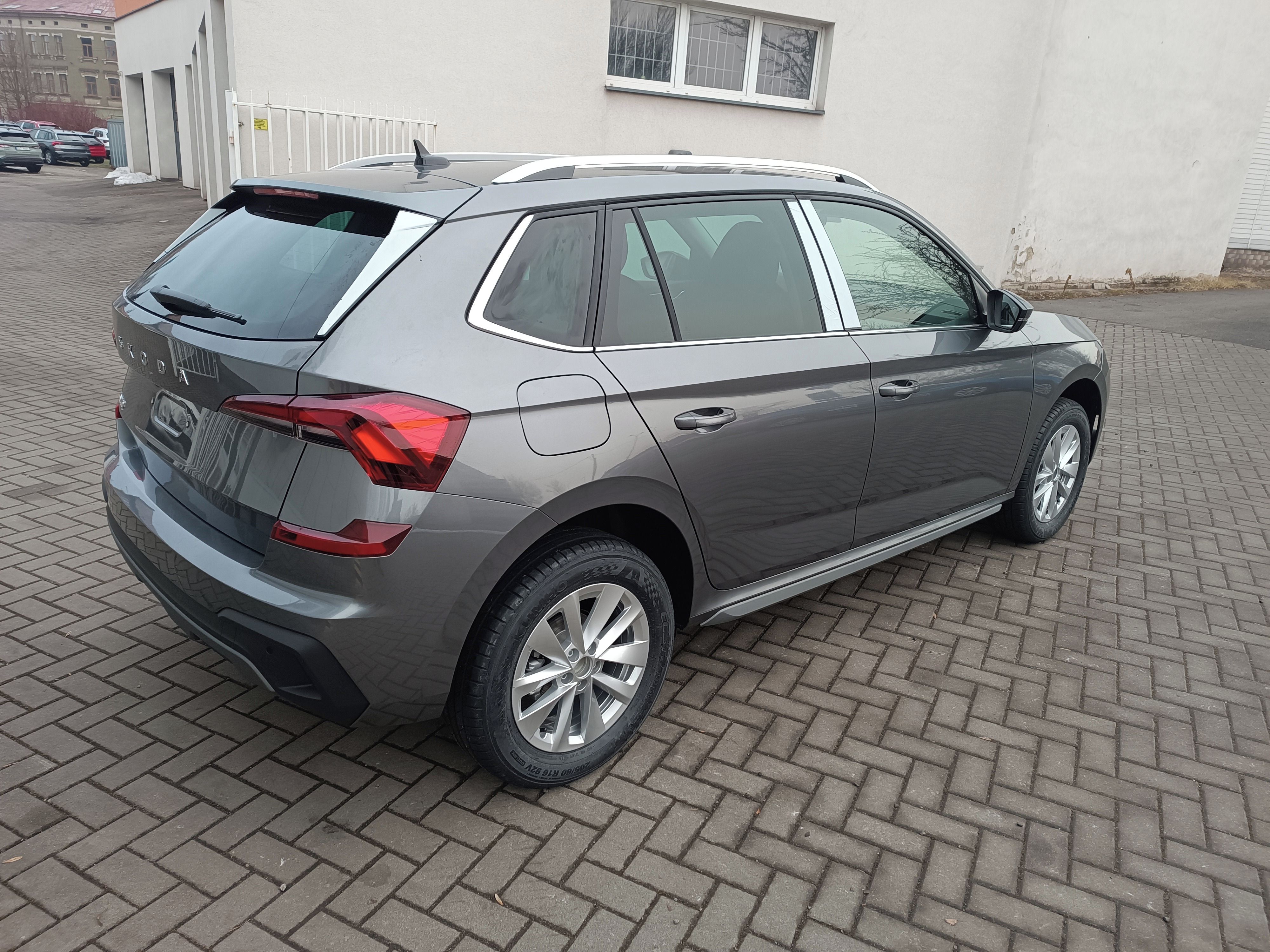 Škoda Kamiq, Top Select. 1,5TSI 110kW 7DSG - fotka 3
