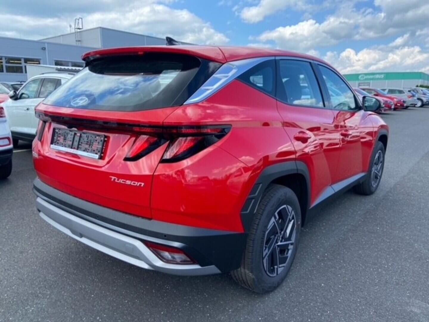 Hyundai Tucson, NX4 Comfort 1,6 T-GDI 110 kW - fotka 4