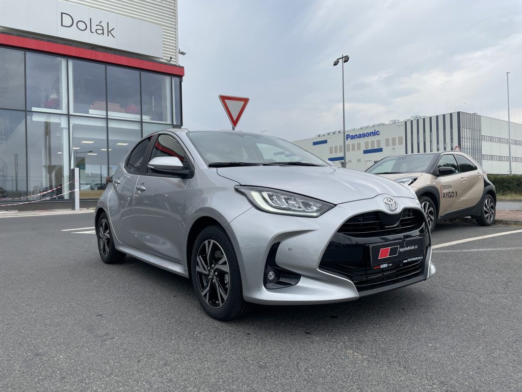 Toyota Yaris, 1.5 Hybrid Style ODBĚR 6/2026