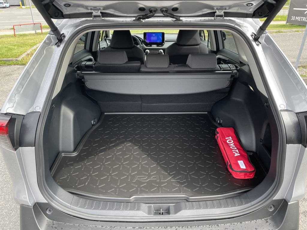 Toyota Rav4, 2.5 Hybrid 4x4 ODBĚR 4/2026 - fotka 6