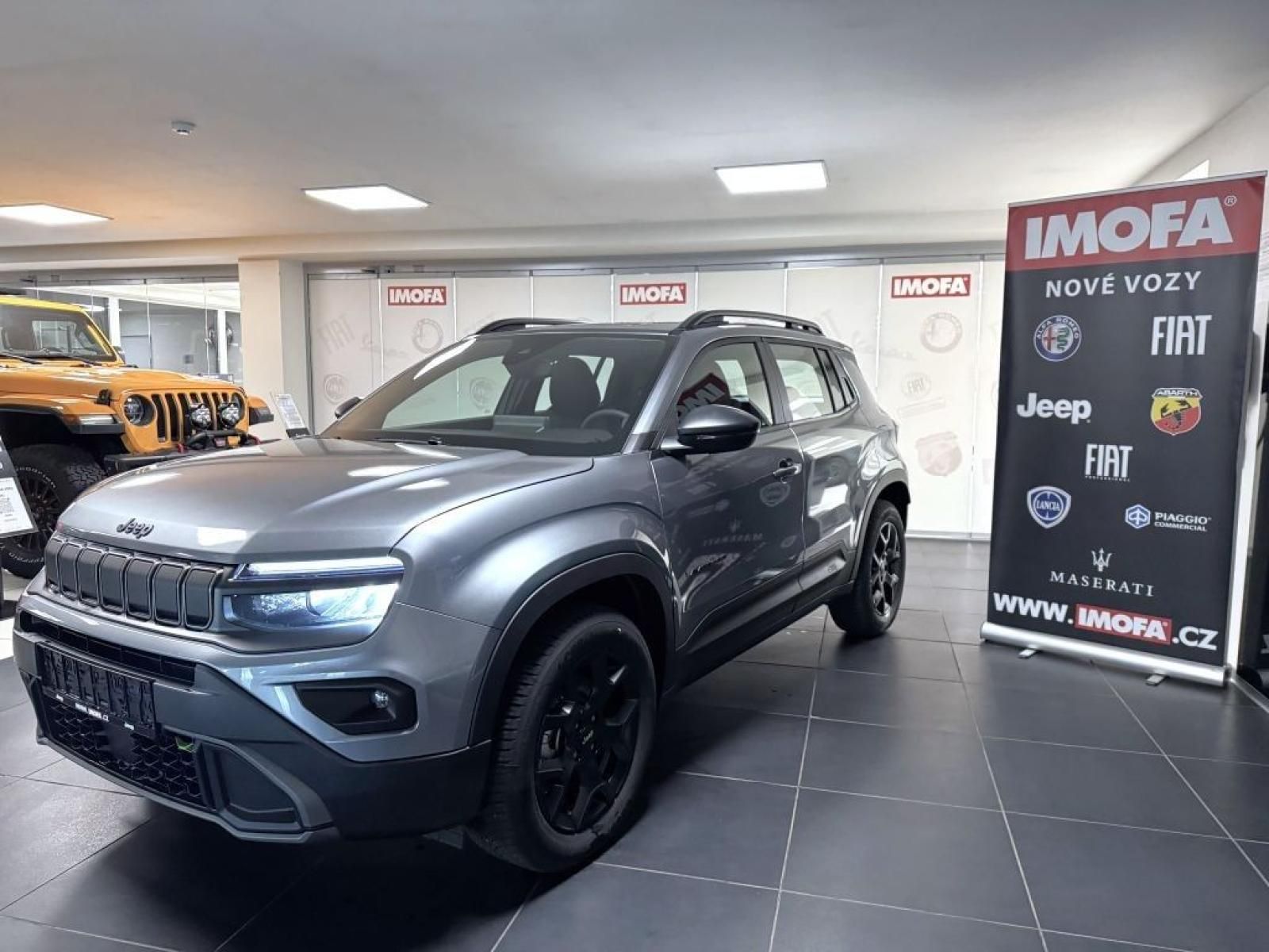 Jeep Avenger, 1.2 T e-hybrid AT 145k 4xe - fotka 3