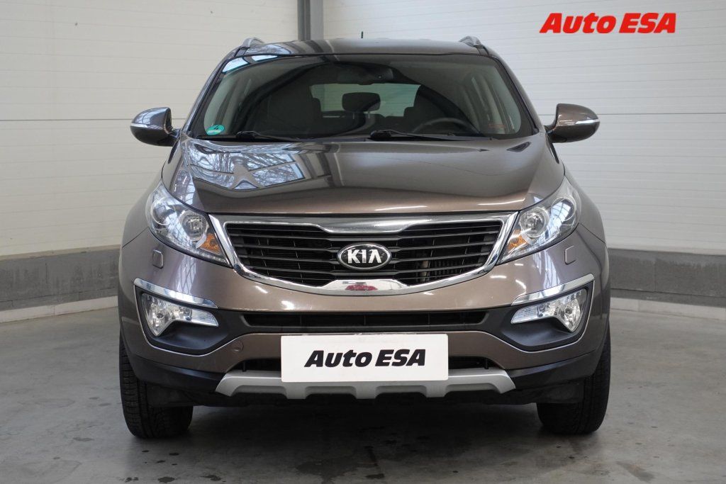 Kia Sportage, 2.0CRDi 4x4,Xenon,navi - fotka 2
