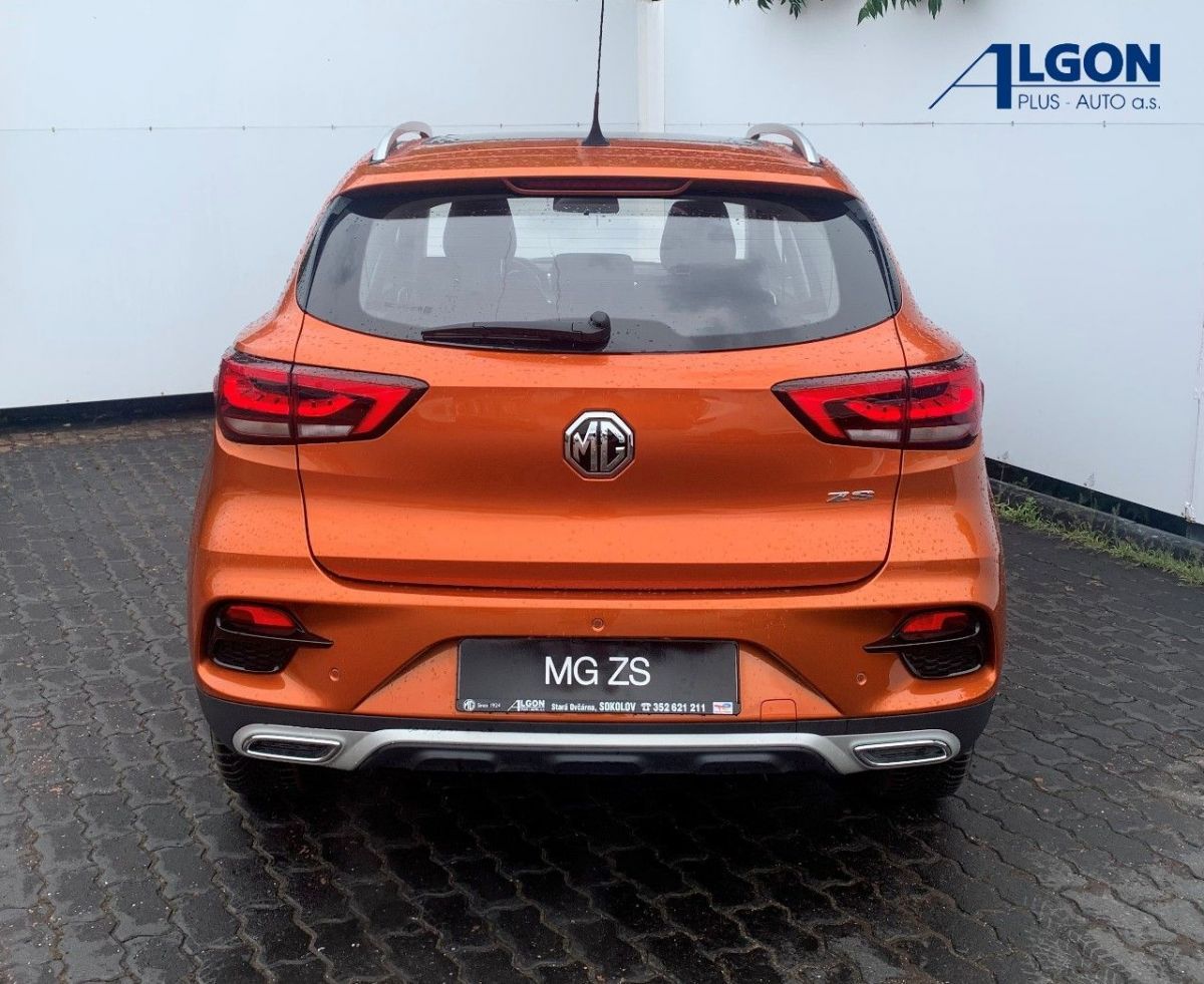 MG ZS, Elegance 1,0 TGI 82 kW 2WD 6MT - fotka 5