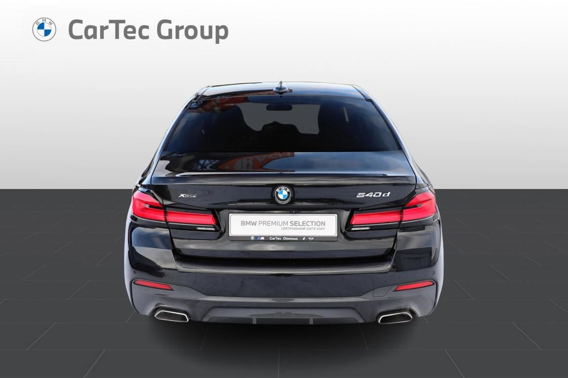 BMW Řada 5, 540d xDrive - fotka 4