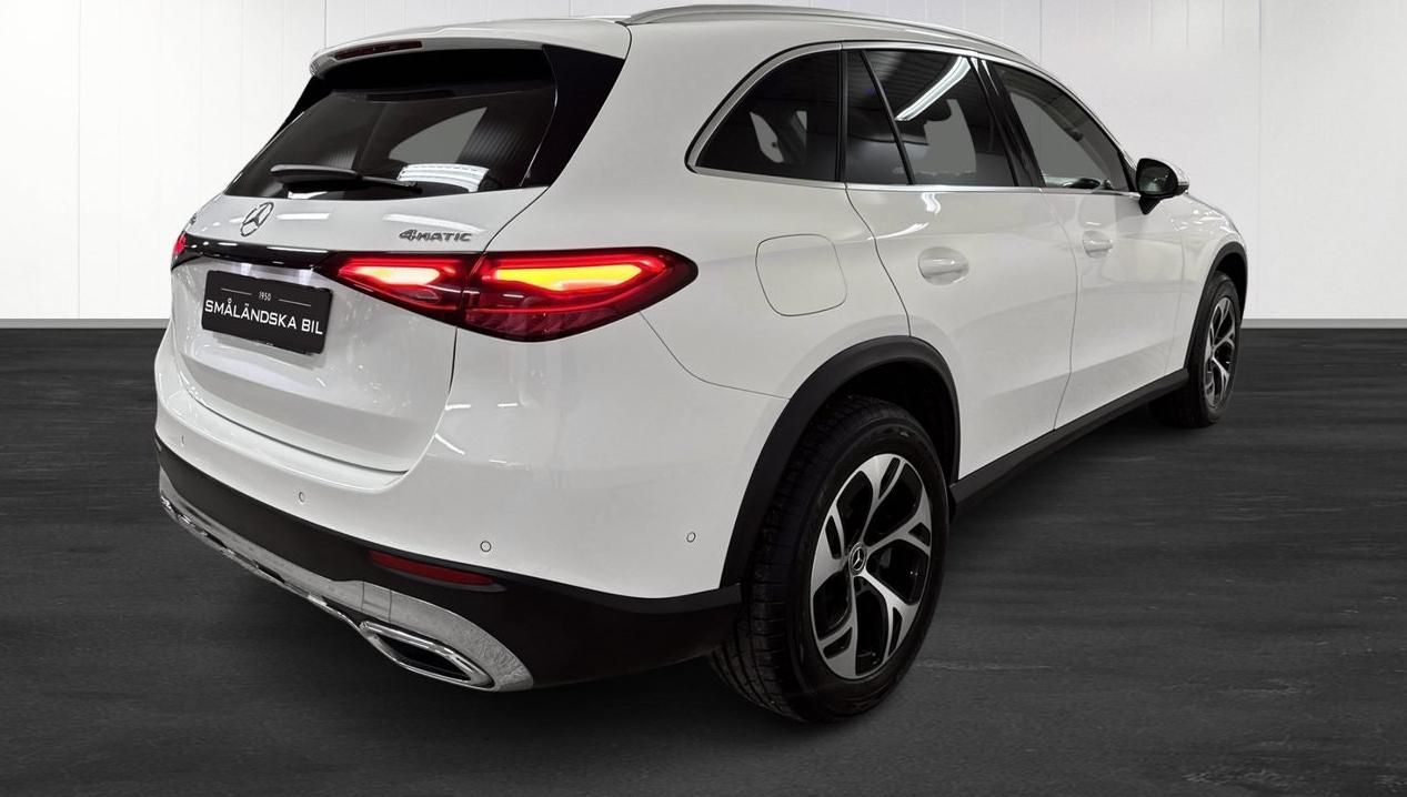 Mercedes-Benz GLC, 300 e 4MATIC AMG Tažné - fotka 4