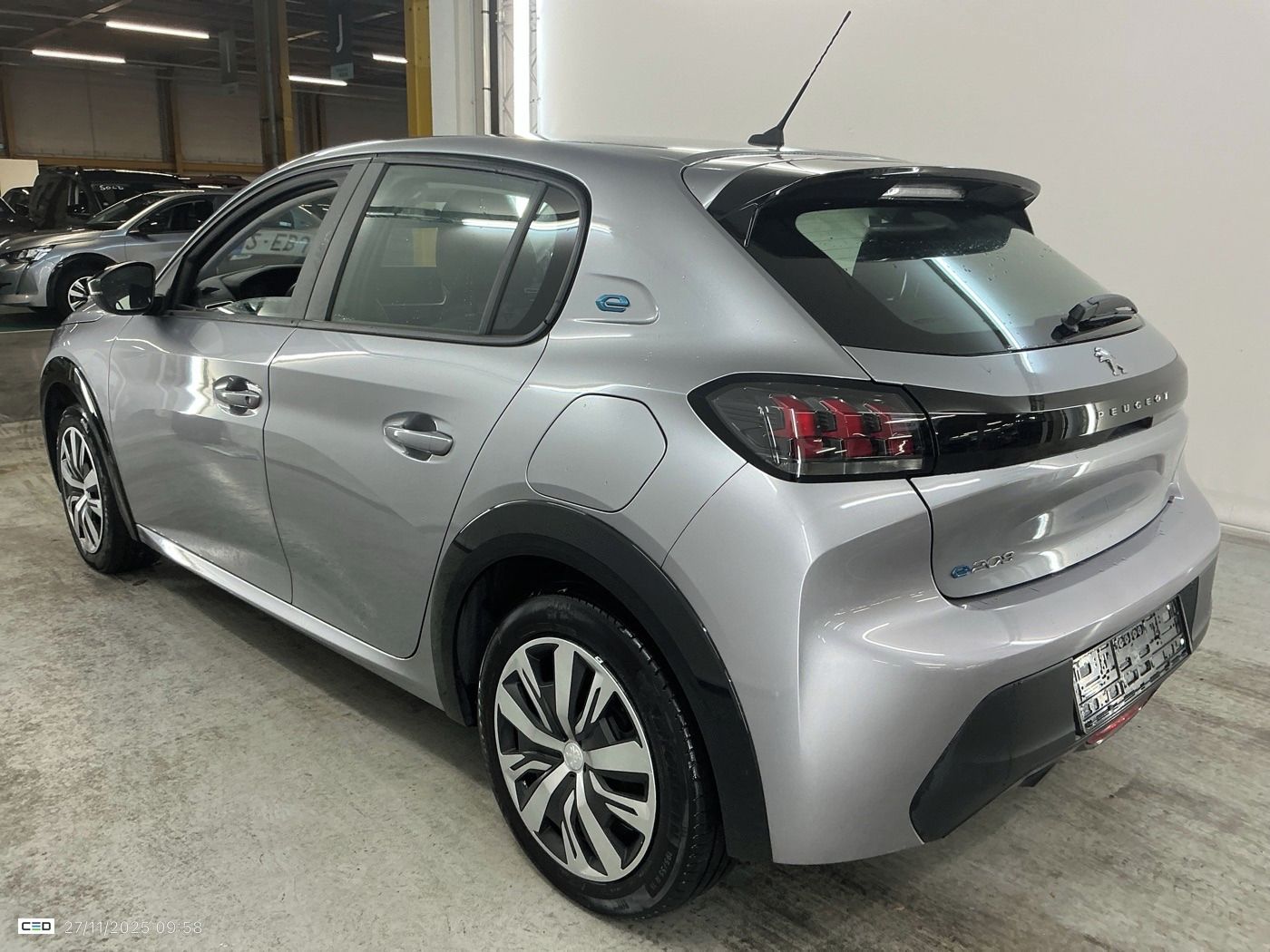 Peugeot 208, e-Active, baterie 50kw, 100kw - fotka 5