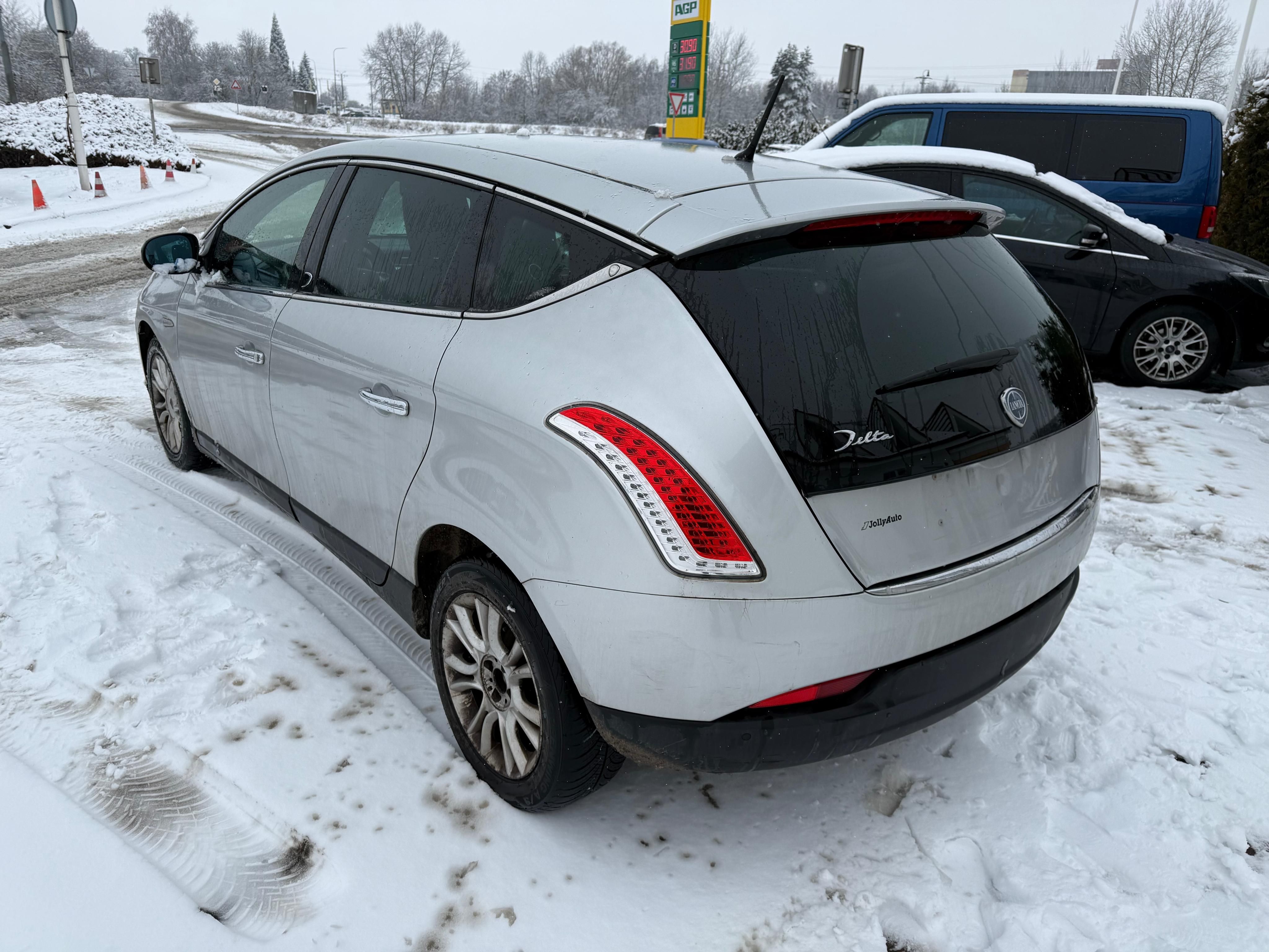 Lancia Delta, 1.6 JTD 88 Kw 2009 jen 190t.km - fotka 6