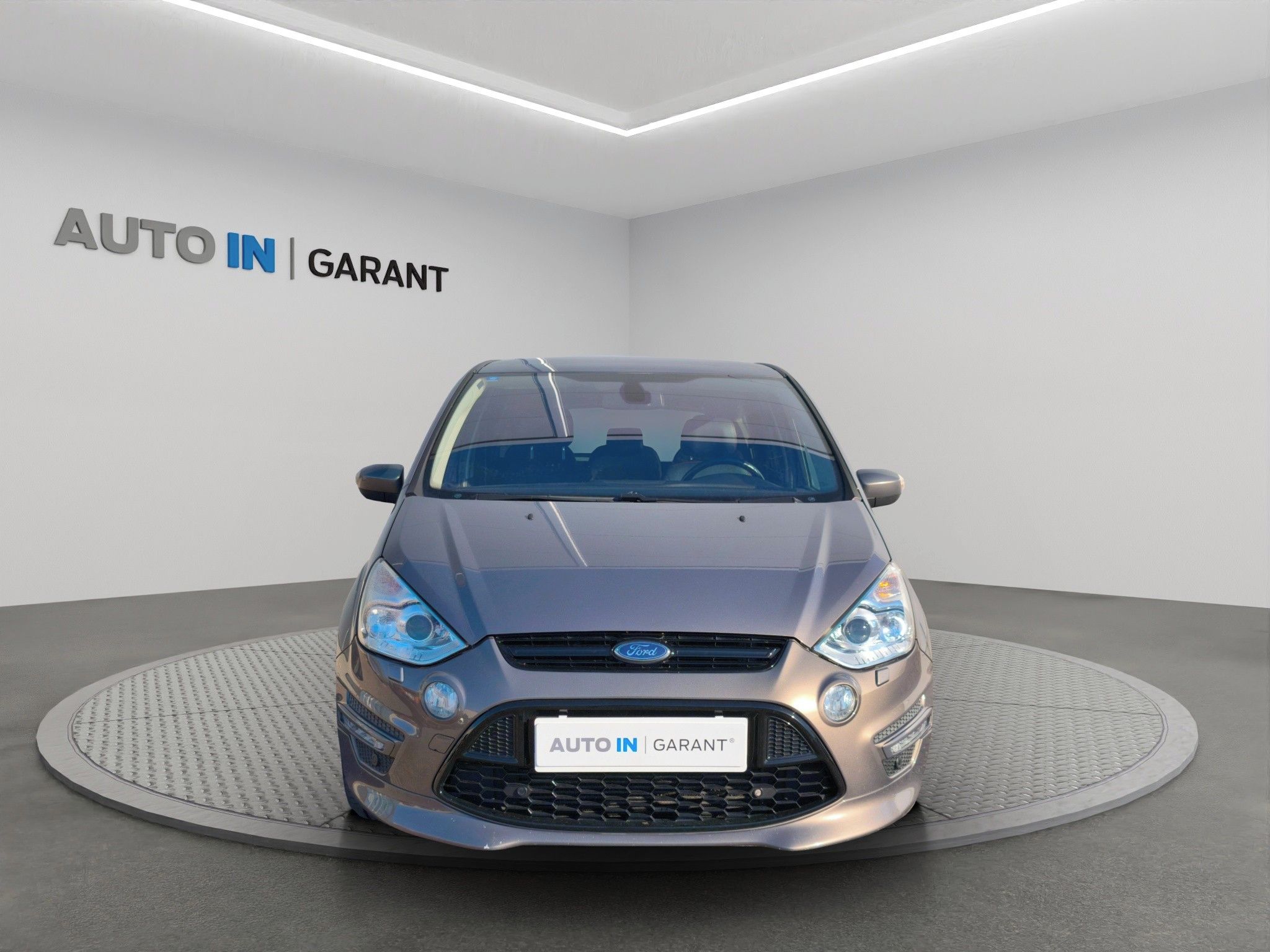 Ford S-MAX, 2.2 TDCi 147kW Titanium, tažné - fotka 2