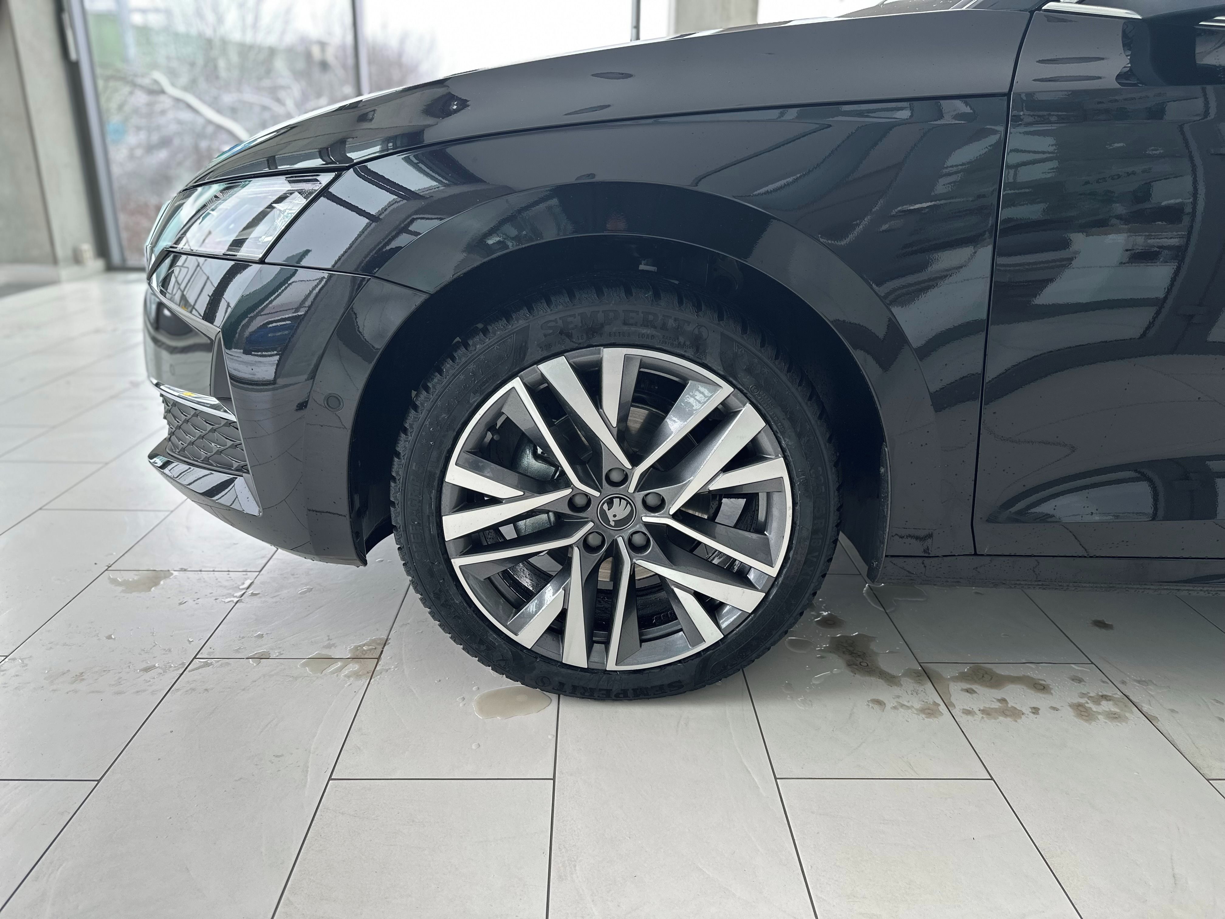Škoda Octavia, Excl. Sel. 2,0 TDI 110 kW - fotka 4