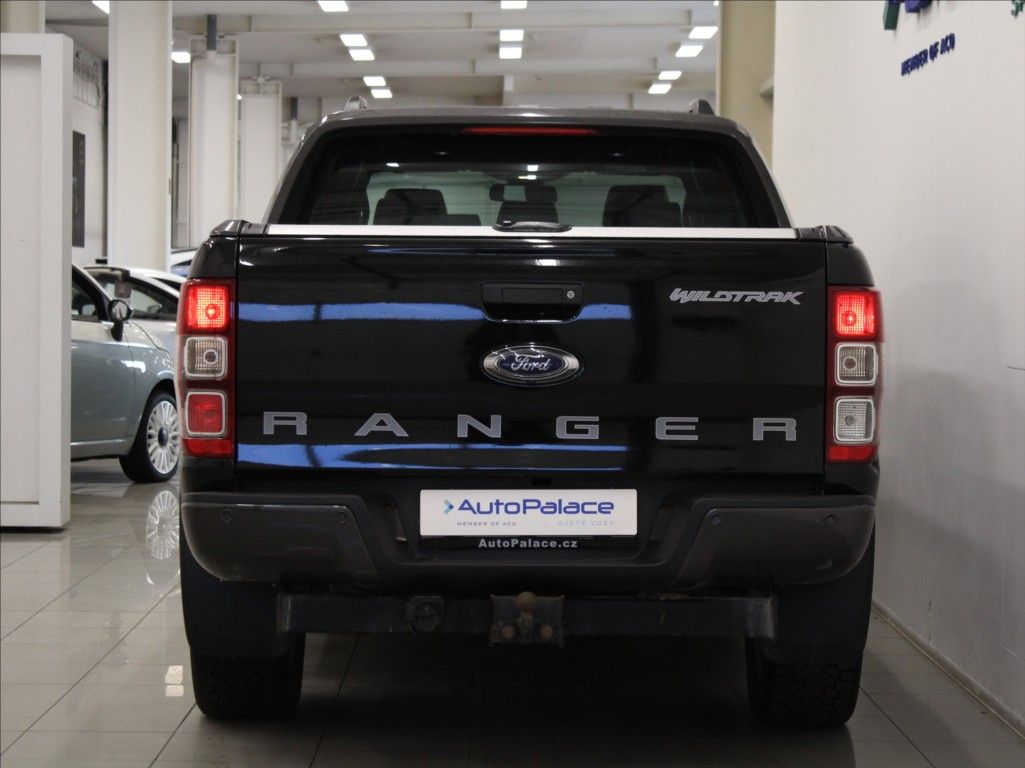 Ford Ranger, 3,2 TDCi 4x4 AT Wildtrack TZ - fotka 4