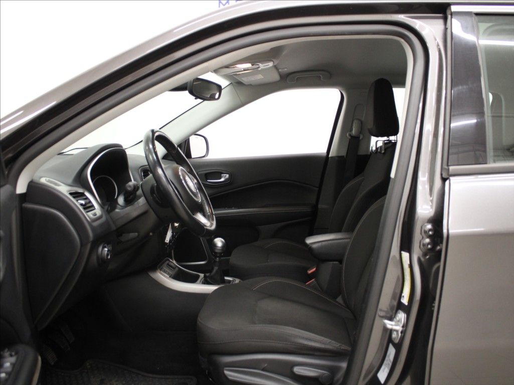 Jeep Compass, 1,6 D 88kW 1.maj.114tkm. Tažné - fotka 6