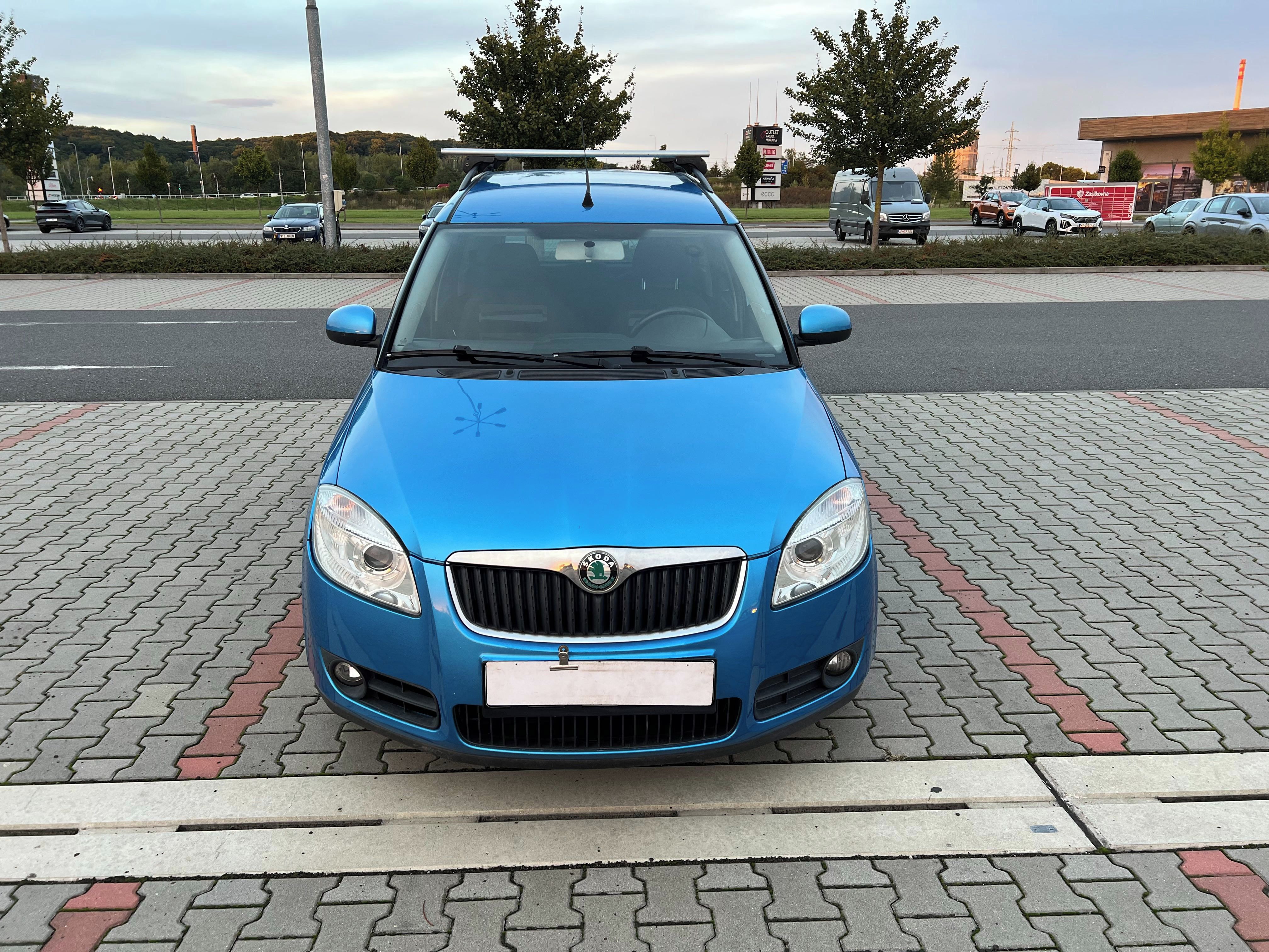 Škoda Roomster, 1.6i 77kw LPG 2028 - fotka 6