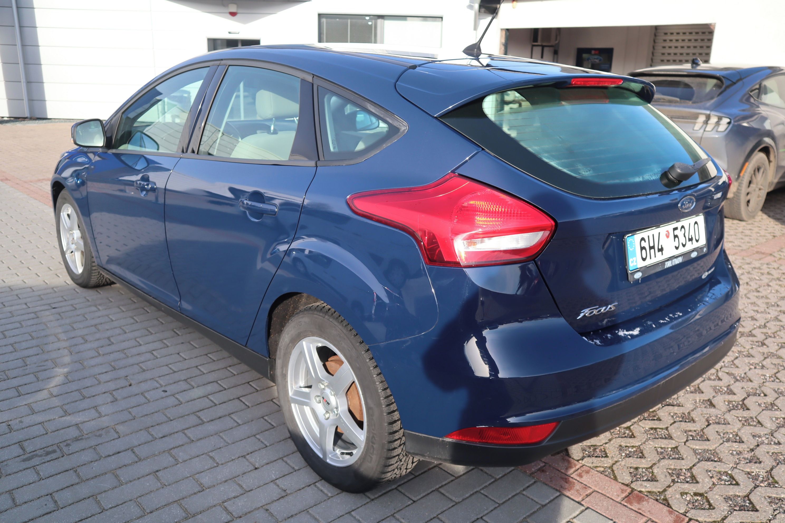 Ford Focus, 1.6 Duratec 77 kW 105 k Trend - fotka 3