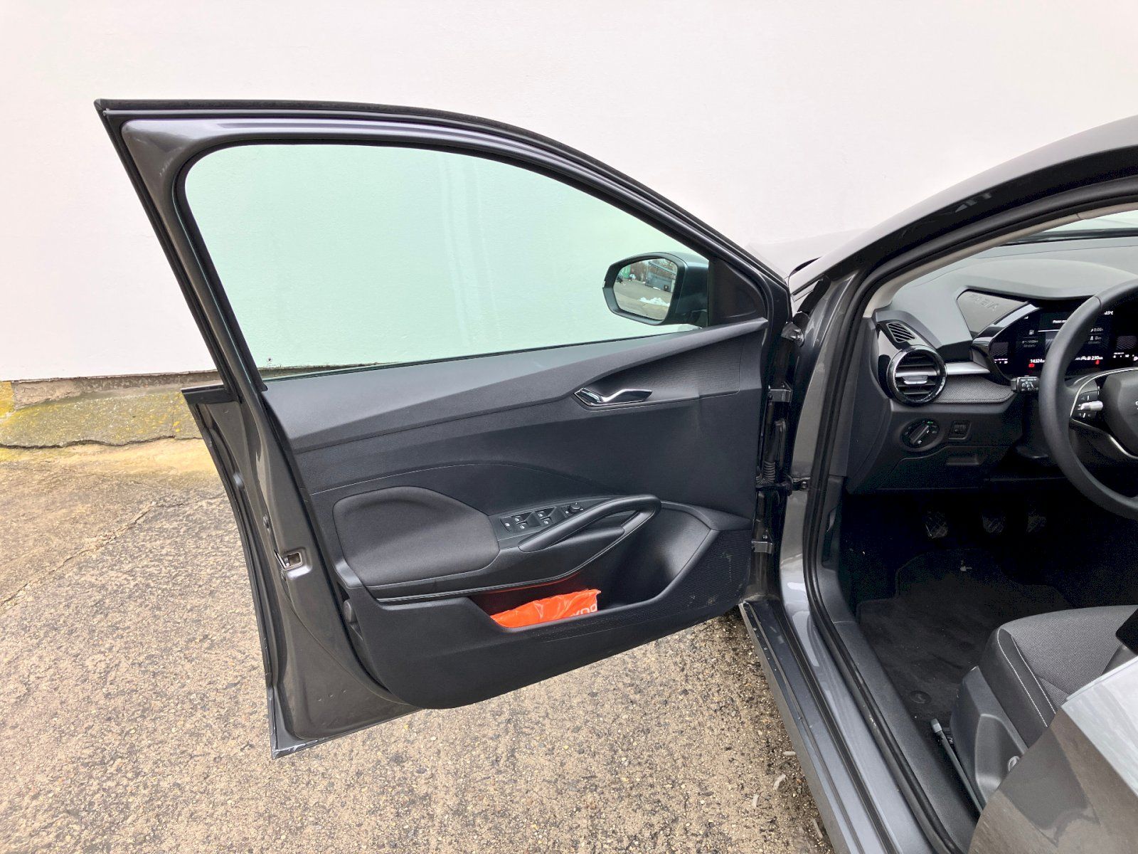 Škoda Fabia, 1.0MPI / 59kW M5F Selection - fotka 6