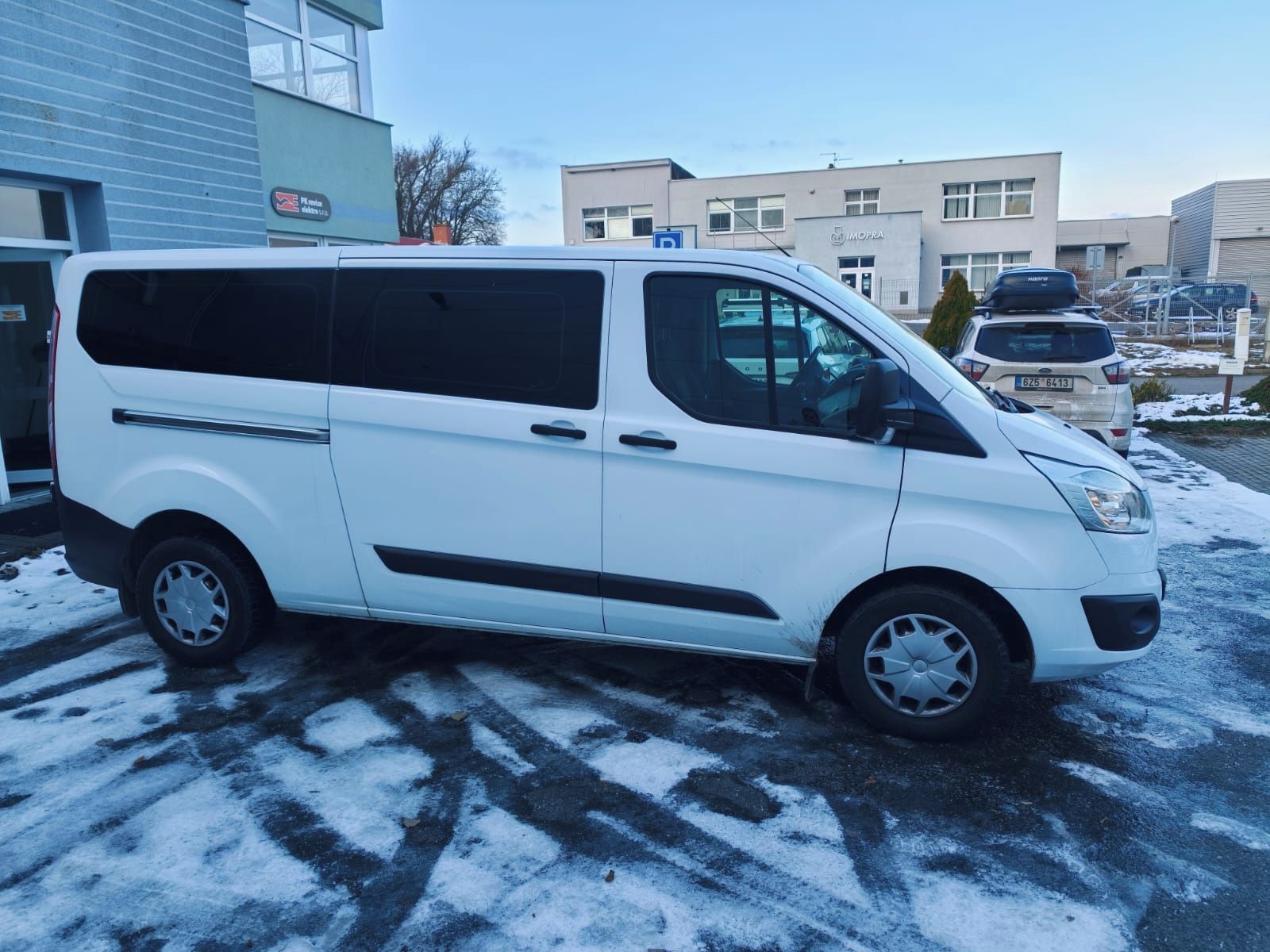 Ford Transit Custom, 2.0 TDCi L2, 9míst - fotka 3