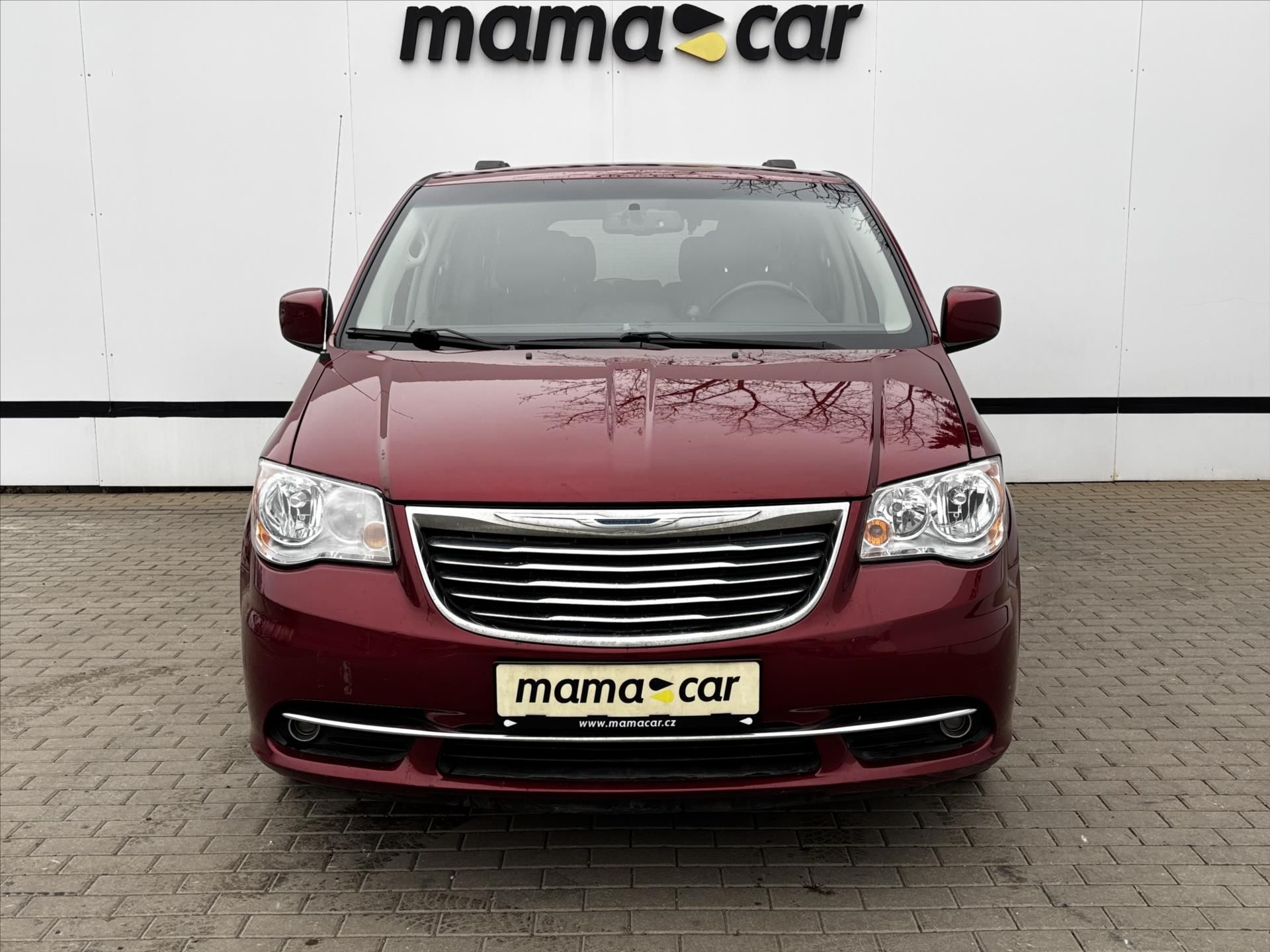 Chrysler Town & Country, 3.6i PENTASTAR AUTOMAT 7-MÍST - fotka 2