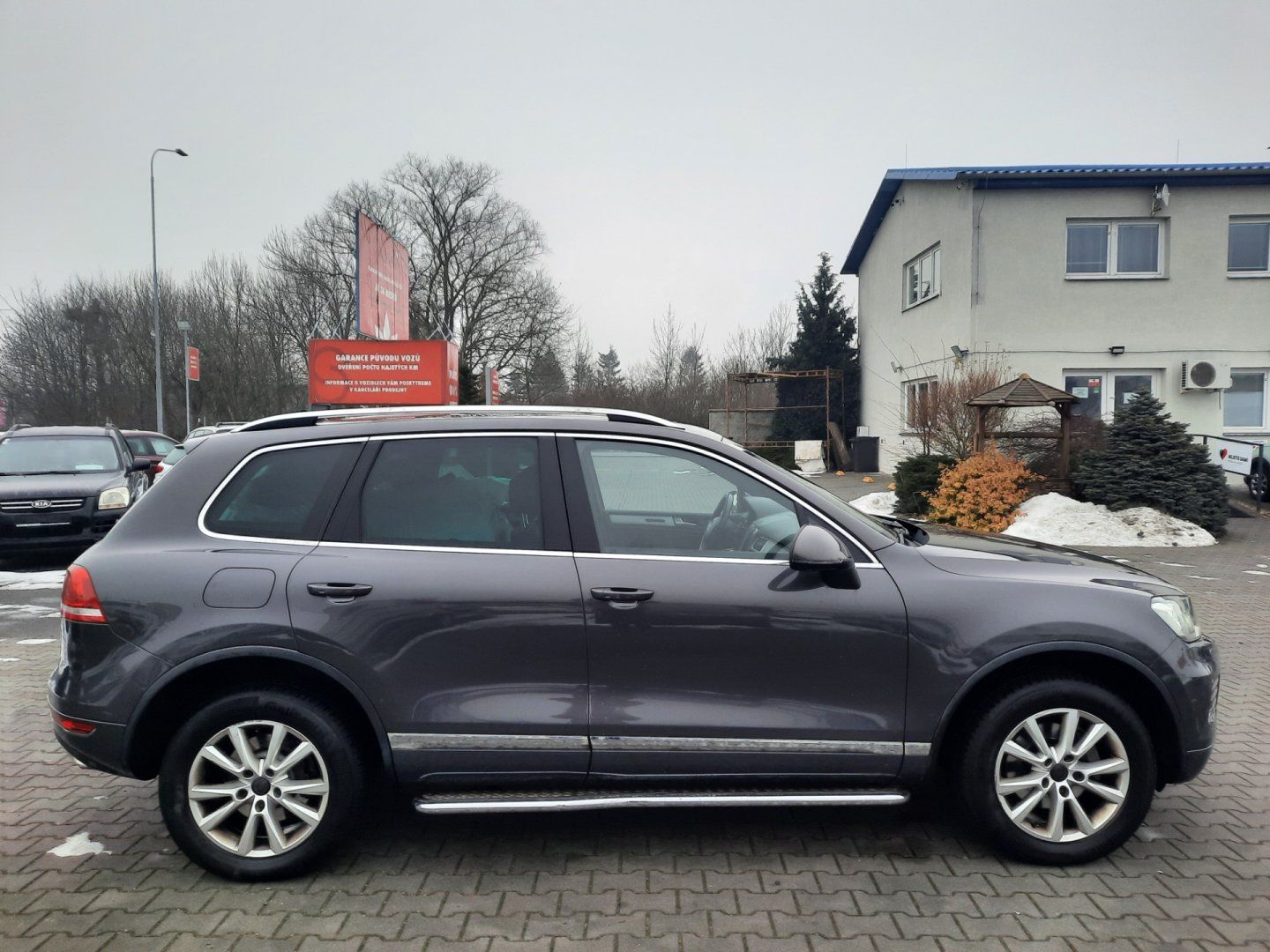 Volkswagen Touareg, 3.0 TDi GPS*PANORAMA*1 MAJITEL - fotka 4