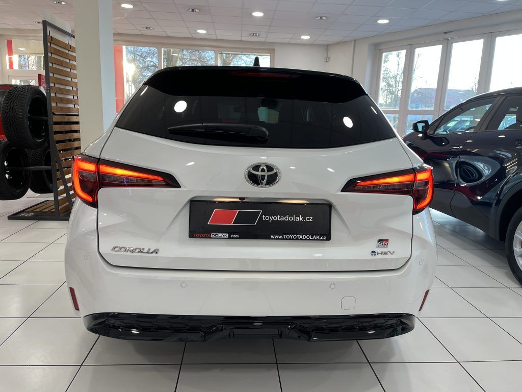 Toyota Corolla, TS 2.0 Hybrid GR SPORT - fotka 4