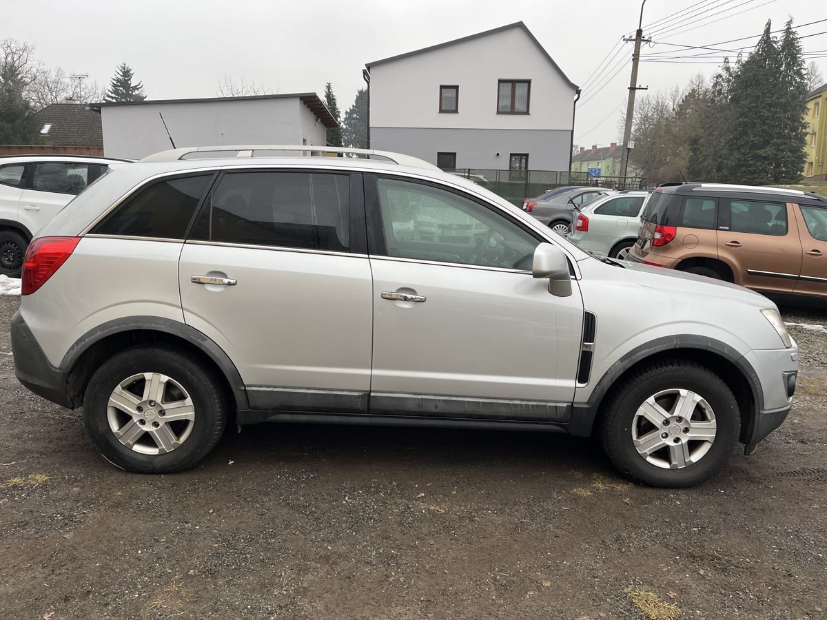Opel Antara, 2,2Cdti  135kw - fotka 6