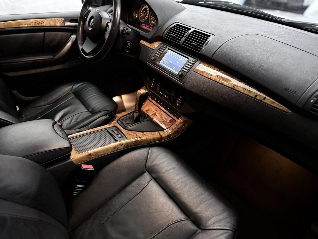 BMW X5, 4.8 IS V8,JEDINEČNÁ MOTORIZACE - fotka 2