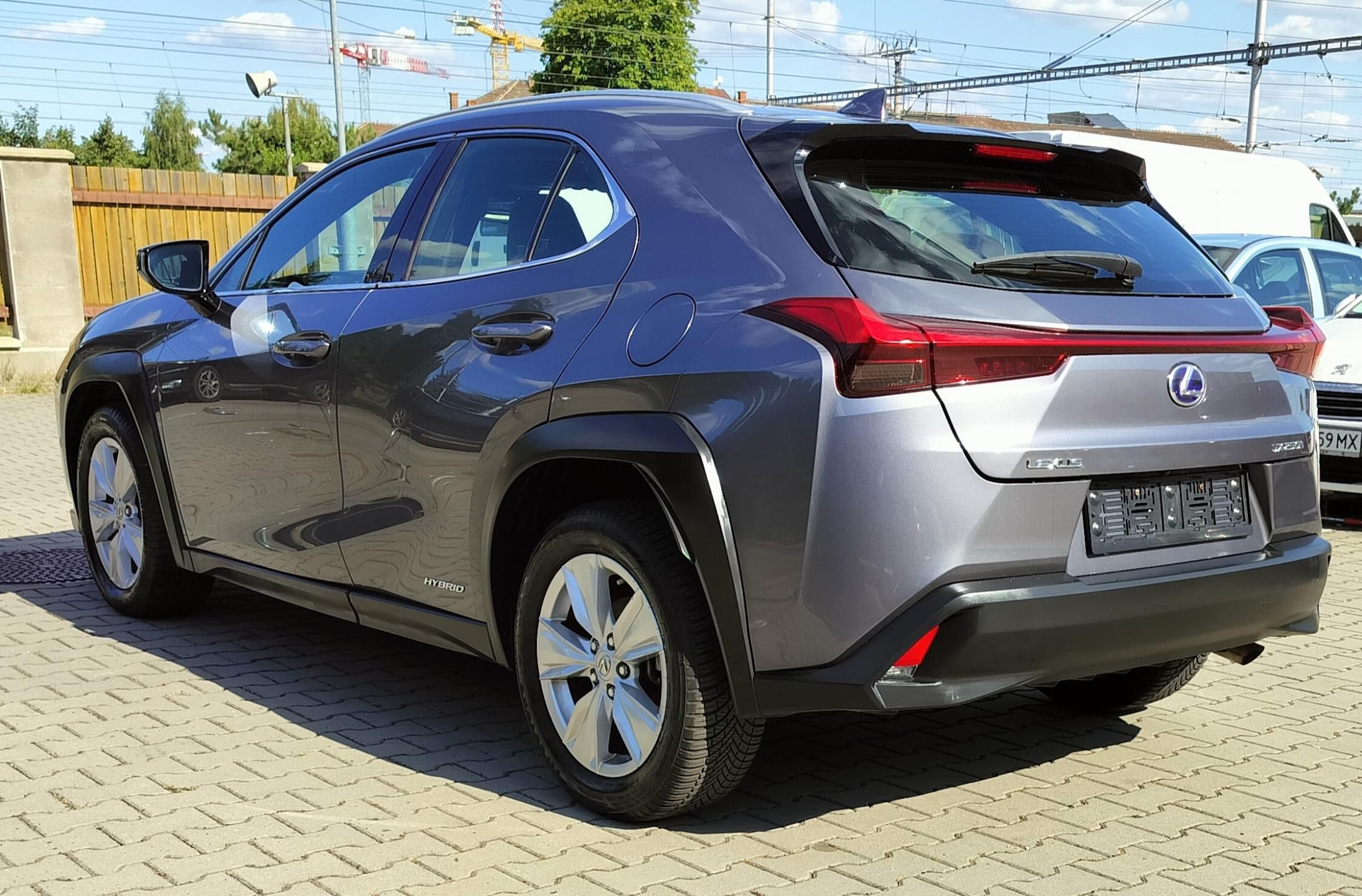 Lexus UX 250h, BUSINESS edition,alcantara - fotka 5