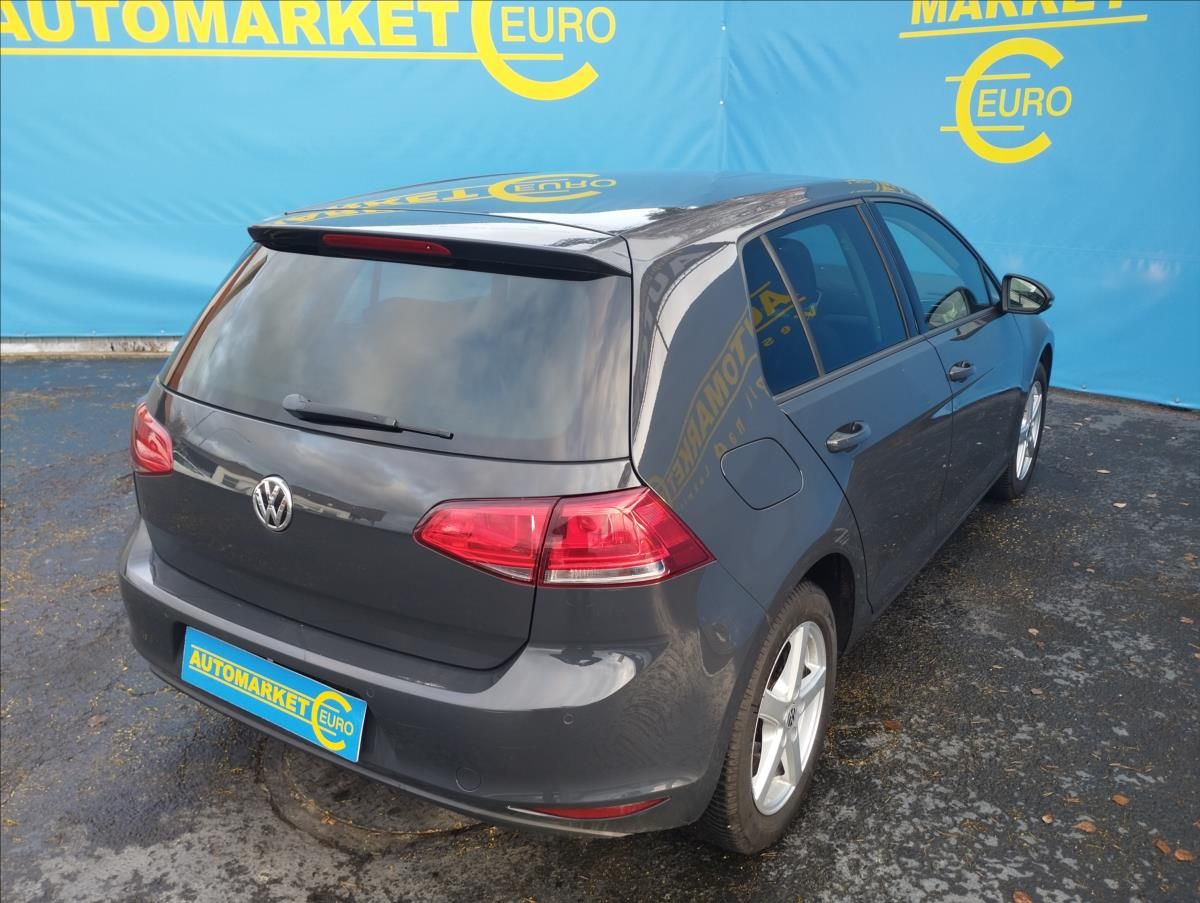 Volkswagen Golf, 1,2 TSi 63KW - fotka 4