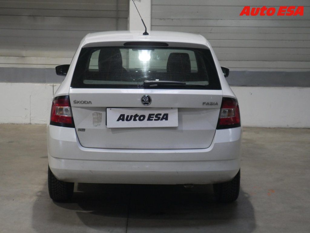 Škoda Fabia, 1.4 TDi,nez.topení,AC - fotka 5