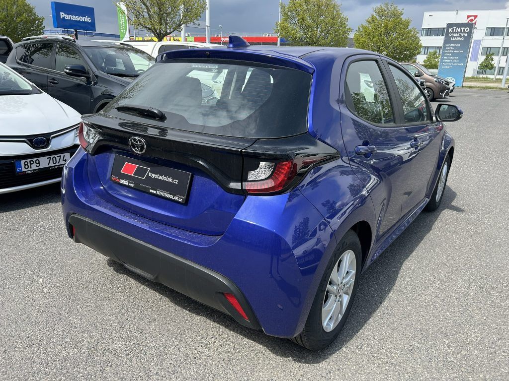 Toyota Yaris, 1.5 Hybrid ODBĚR 6/2026 - fotka 4