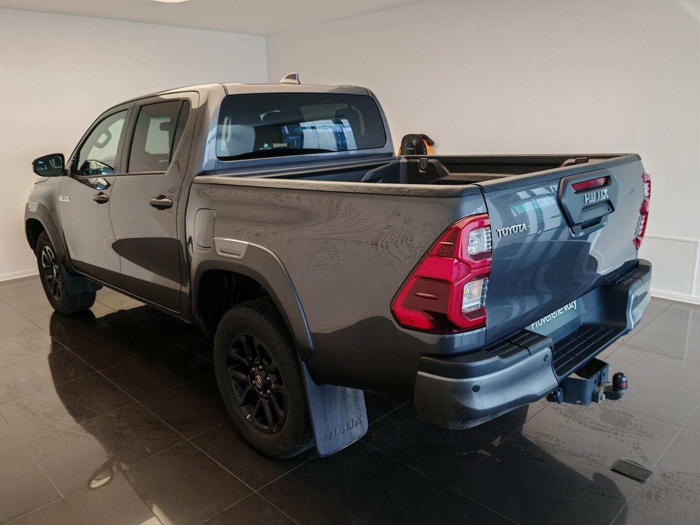 Toyota Hilux, 2.8L Diesel - 4x4 - 6 AT - fotka 6