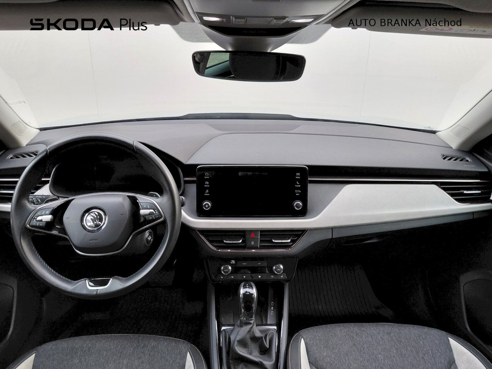 Škoda Kamiq, 1.0 TSI 85kW DSG Selection - fotka 5