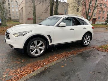 Infiniti FX30d