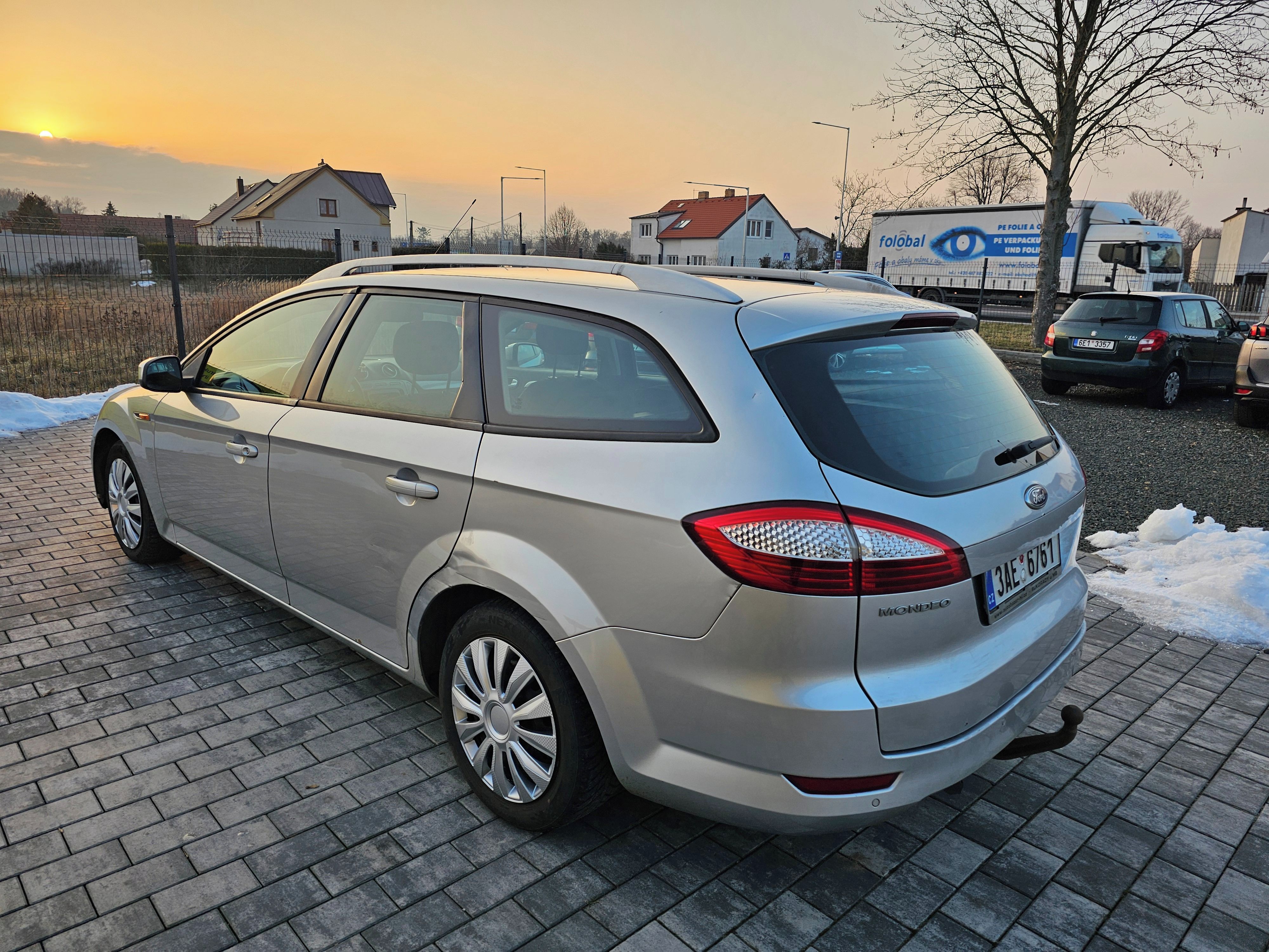 Ford Mondeo, 1.8 TDCI - fotka 6