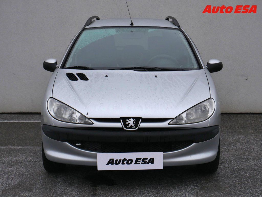 Peugeot 206, 1.1i SW,AC - fotka 2