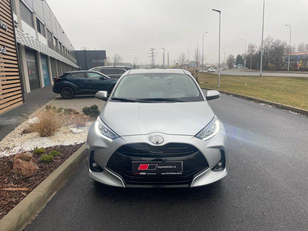 Toyota Yaris, 1.5 Hybrid 116HP Style - fotka 3