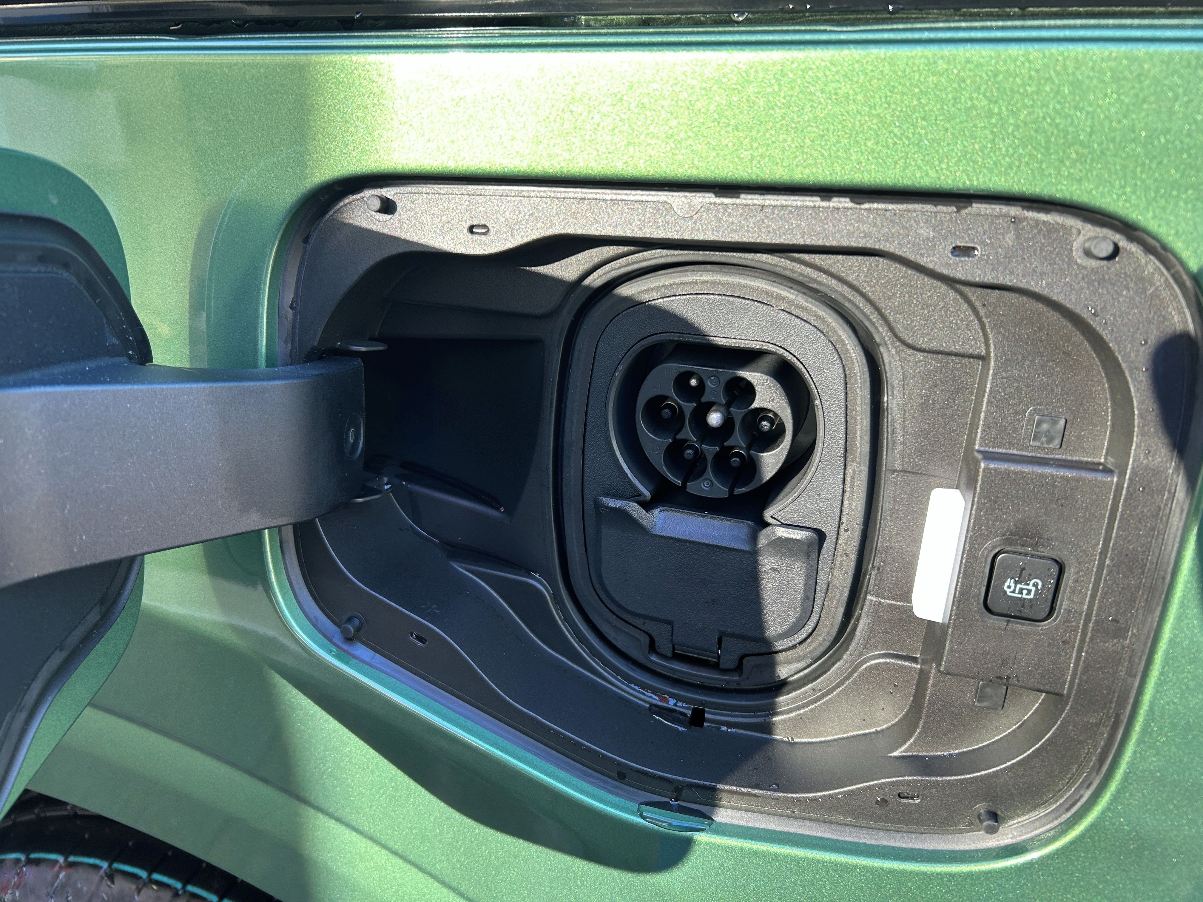 Ford Tourneo Courier, 43 kWh Elektromotor Trend L1 - fotka 5