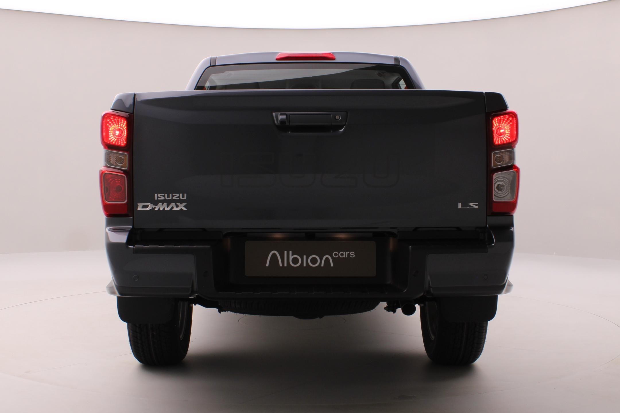 Isuzu D-Max, Double Cab 1,9l LS 4x4 AUT - fotka 3