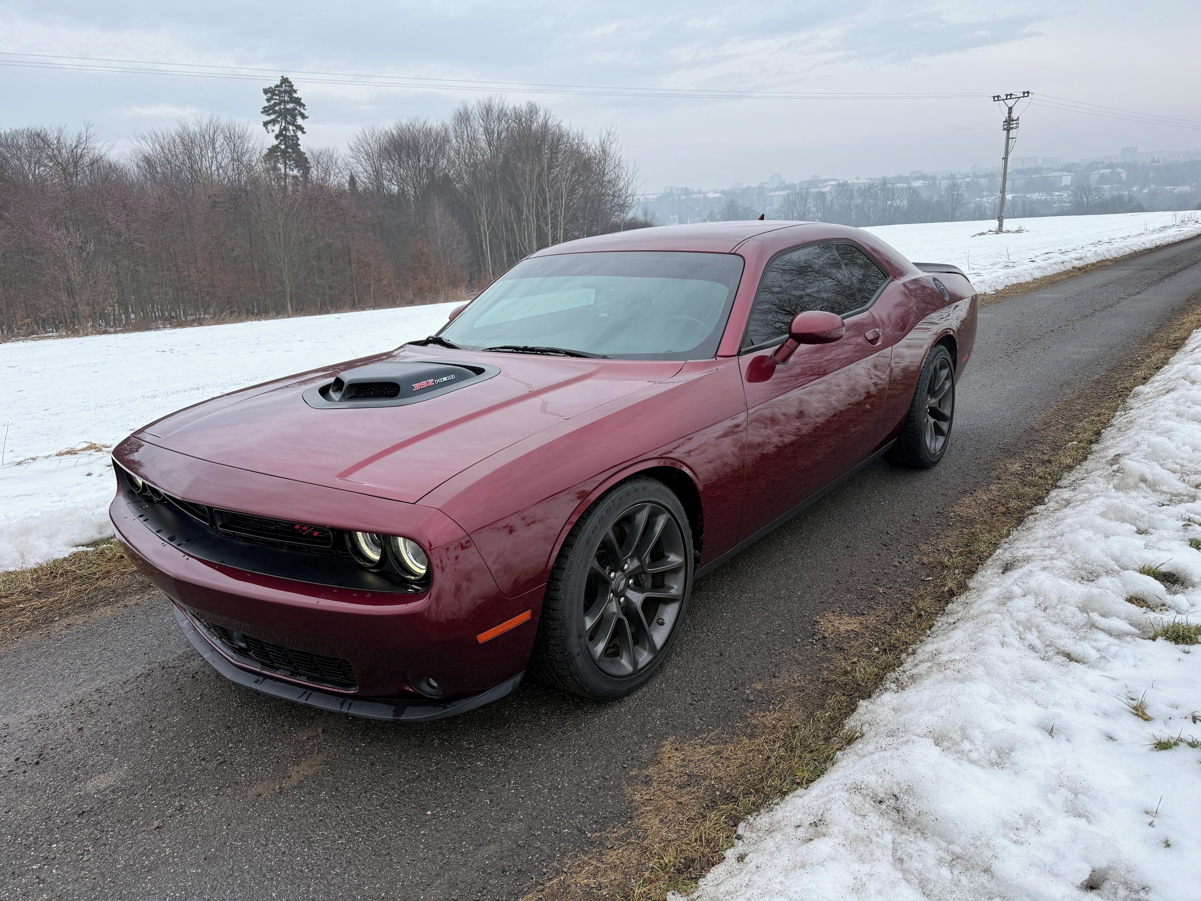 Dodge Challenger, 6,4 Shaker full výbava, záruka