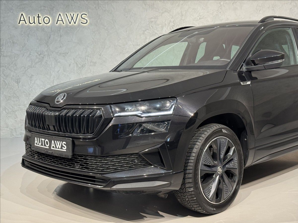 Škoda Karoq, 2,0 TDi  DSG 4x4 Sportline LED - fotka 4