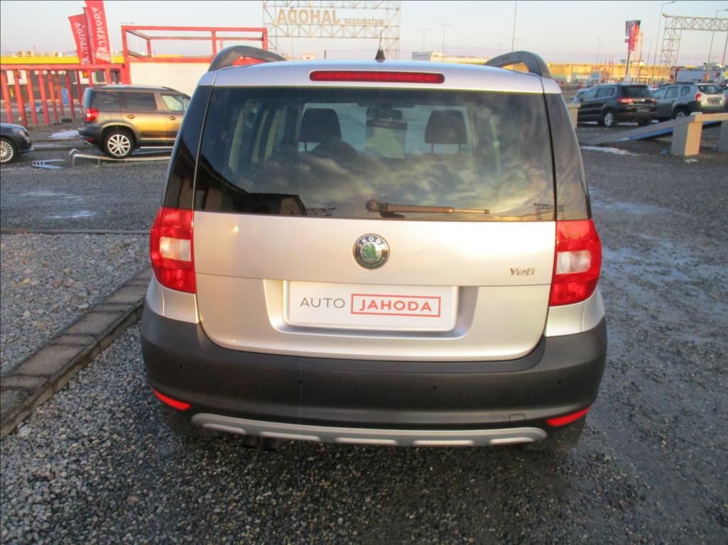 Škoda Yeti, 1,2 TSI, serviska, aut. klima, - fotka 6