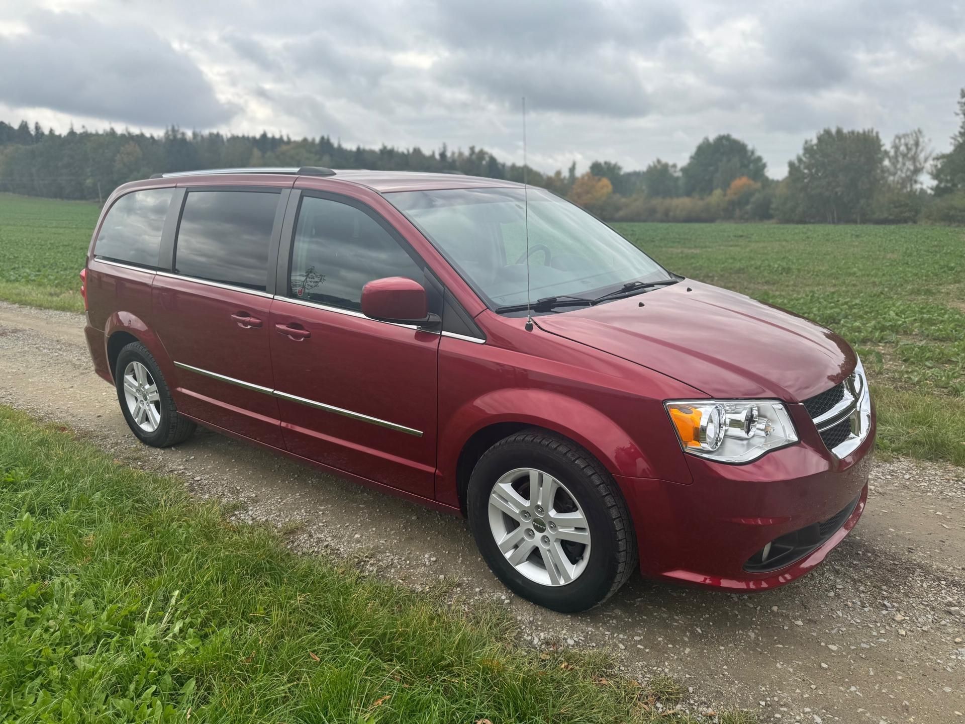 Dodge Grand Caravan, 3.6 V6 SERVISNÍ KNIHA - fotka 3