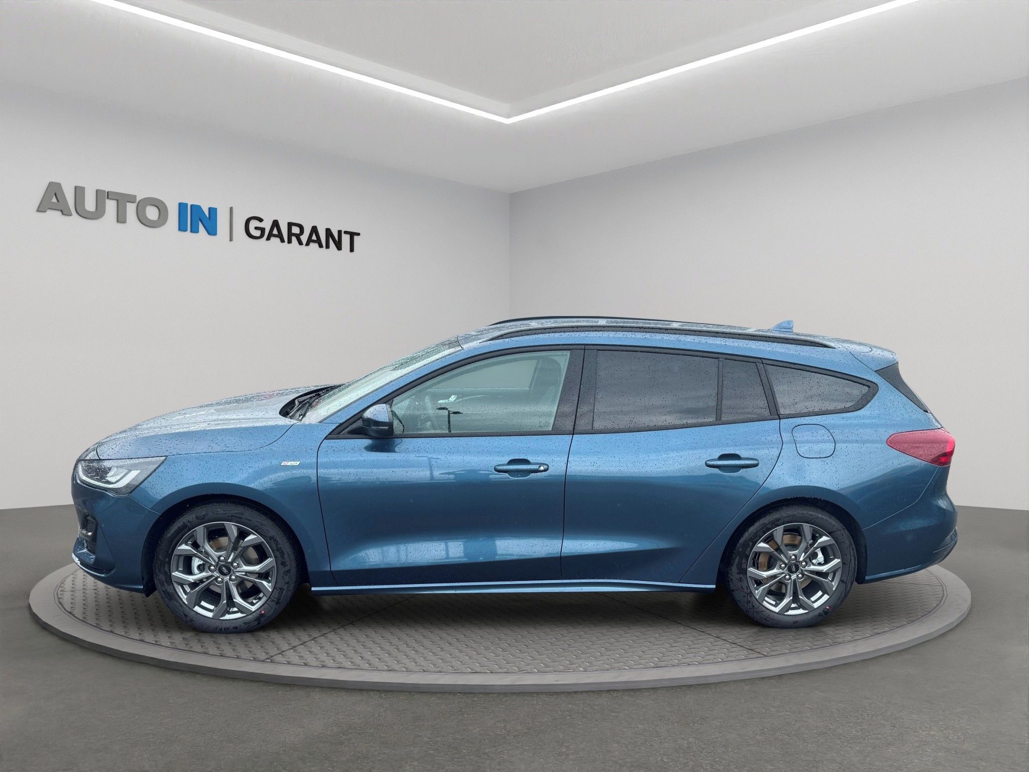 Ford Focus, 1.0 EcoBoost Hybrid ( mHEV ) 1 - fotka 4