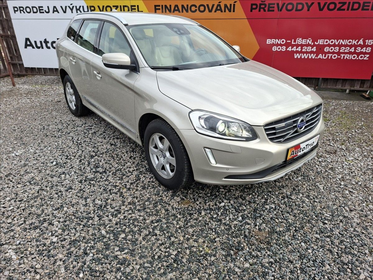 Volvo XC60, 2,4 D5 AWD - fotka 2