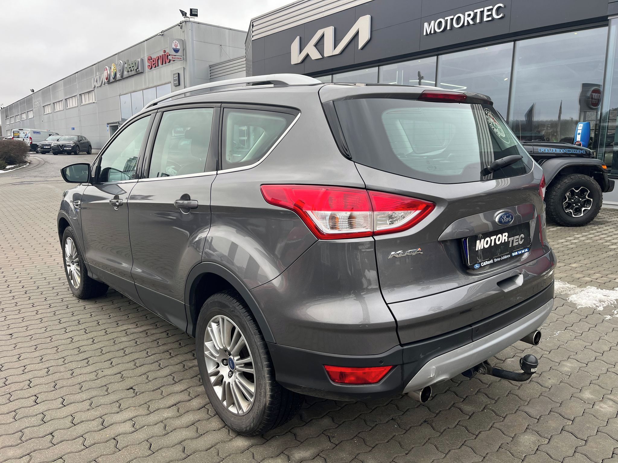 Ford Kuga, 2.0 TDCi 120kW TITANIUM AT6 4x - fotka 4