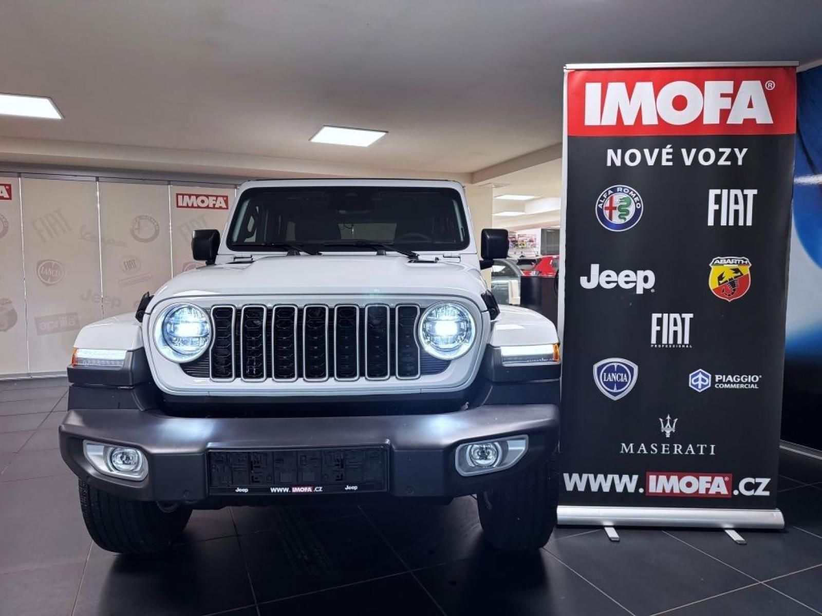 Jeep Wrangler, Unlimited 2.0T 272k AT8 - fotka 2